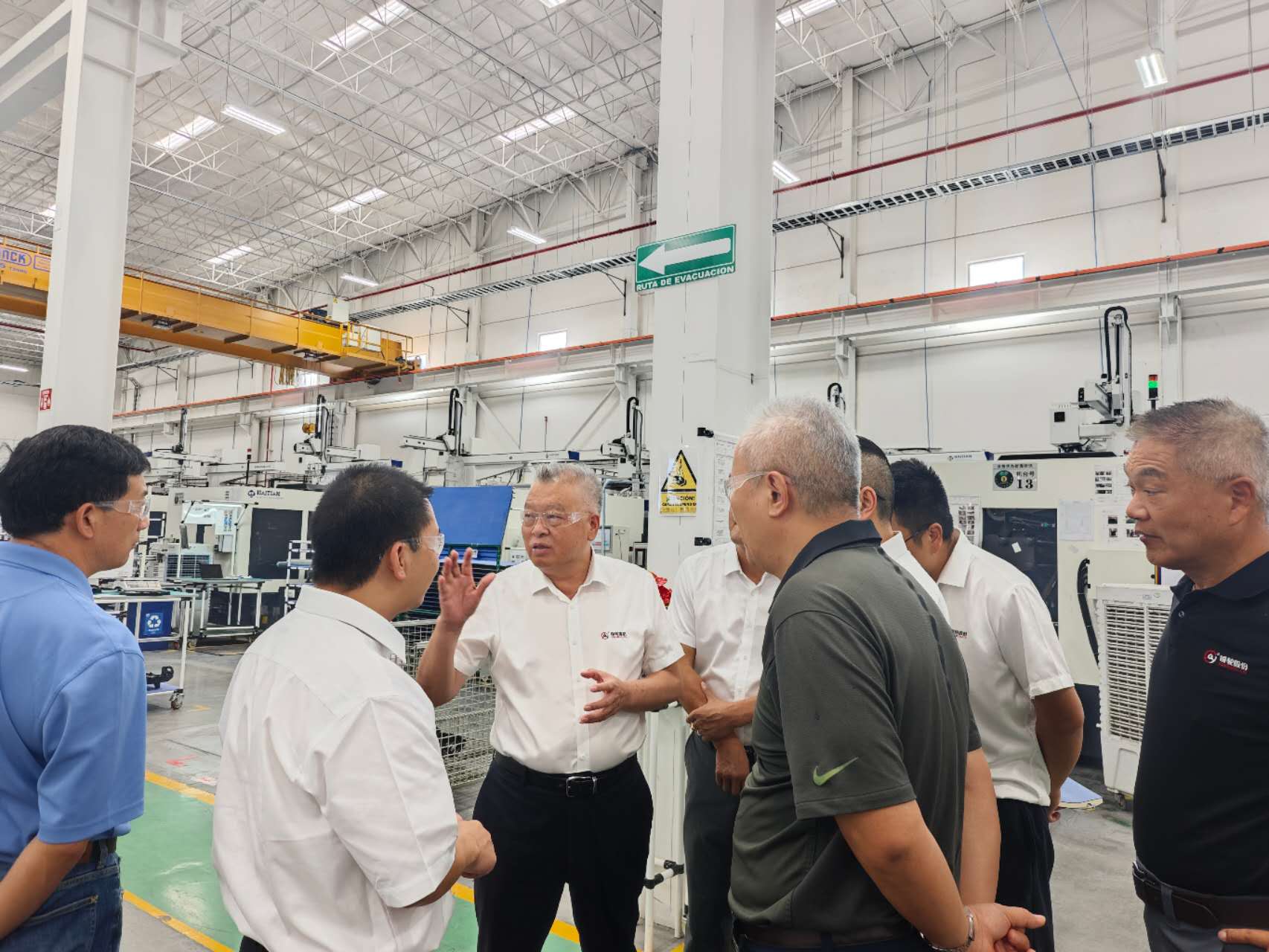 董事長徐小敏一行莅臨墨西哥工廠指導工作